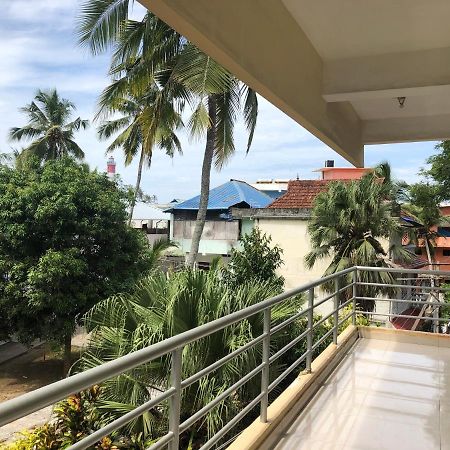 Sandy Beach Hotel Thiruvananthapuram ภายนอก รูปภาพ