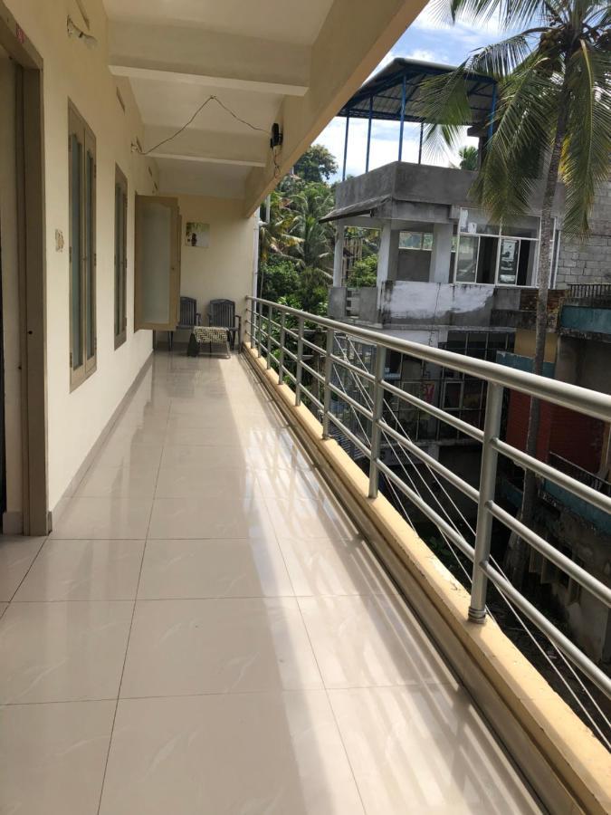 Sandy Beach Hotel Thiruvananthapuram ภายนอก รูปภาพ